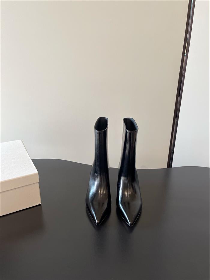 20251128172734834 390